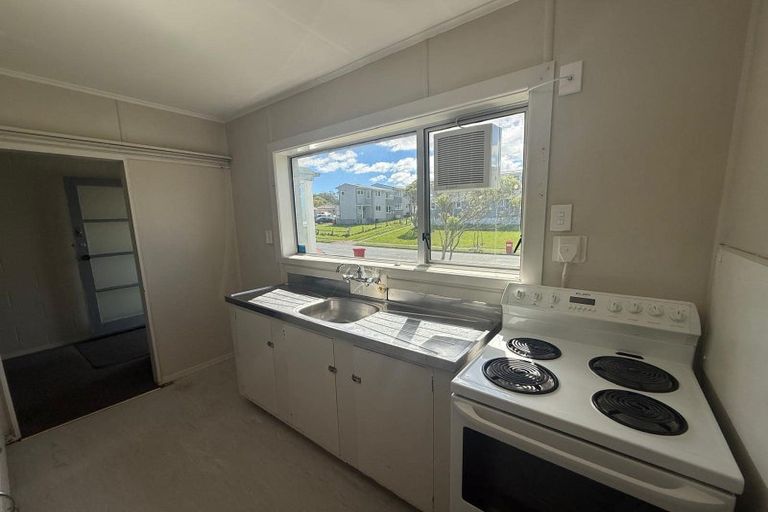 Photo of property in 27ab Loongana Street, Waitangirua, Porirua, 5024