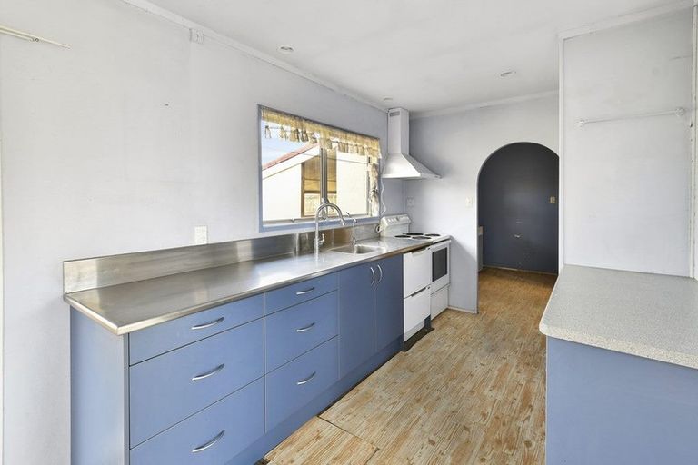 Photo of property in 68 Wellington Street, Pukekohe, 2120