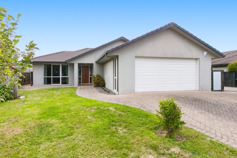 Photo of property in 16 Glencoe Court, Pyes Pa, Tauranga, 3112