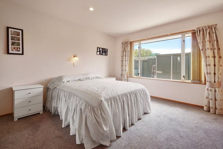 Photo of property in 2a Kingsbury Avenue, Rangiora, 7400