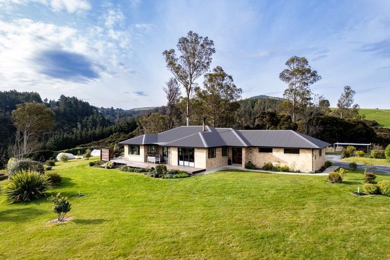 Photo of property in 27 Kayforce Road, Ocean View, Dunedin, 9035