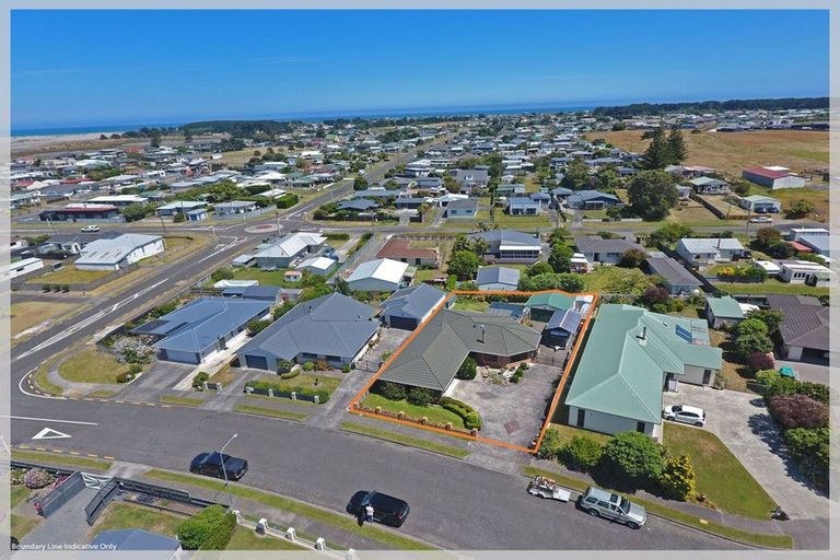 Photo of property in 5 Teppett Place, Foxton Beach, Foxton, 4815