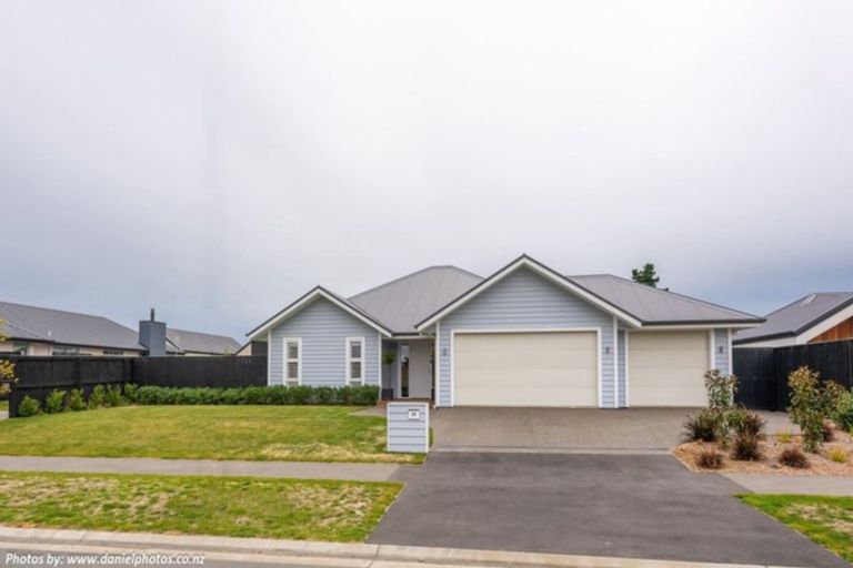 Photo of property in 19 Kingsdowne Drive, West Melton, 7618