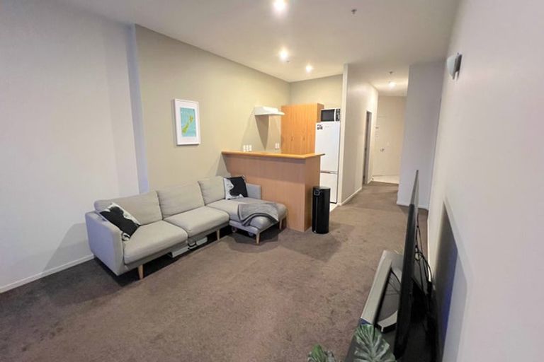 Photo of property in Stadium Garden Flats, 306/107 Thorndon Quay, Pipitea, Wellington, 6011