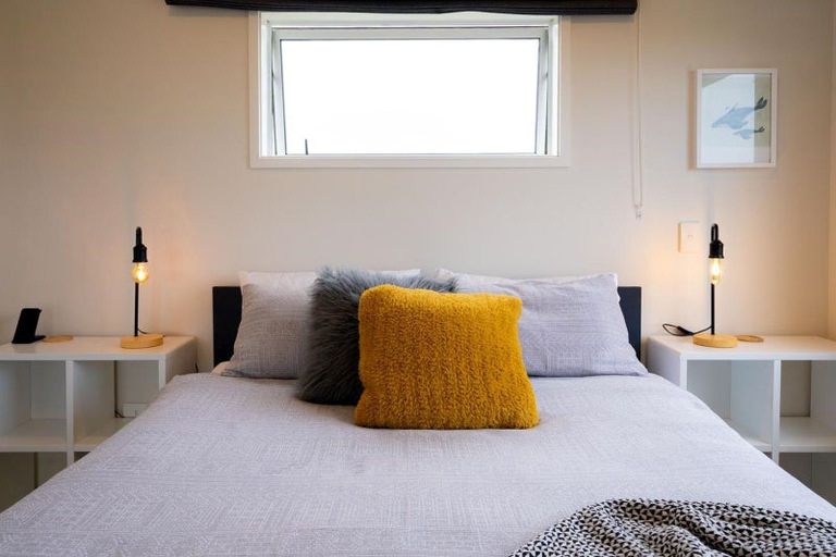 Photo of property in 6 Ironsands, Waverley, 4591