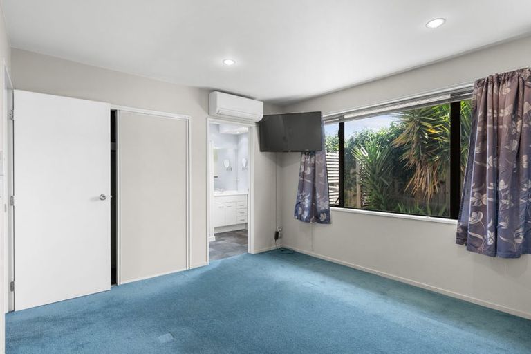 Photo of property in 30a Taramea Place, Addington, Christchurch, 8024