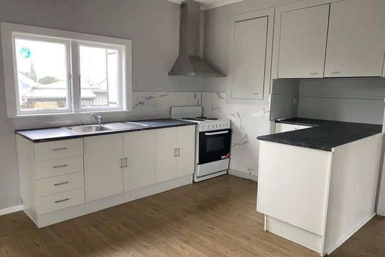 Photo of property in 1/19 Takanini Road, Takanini, 2112