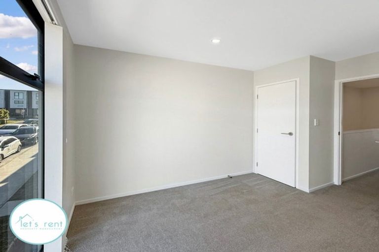 Photo of property in 2 Tima Lane, Mangere Bridge, Auckland, 2022