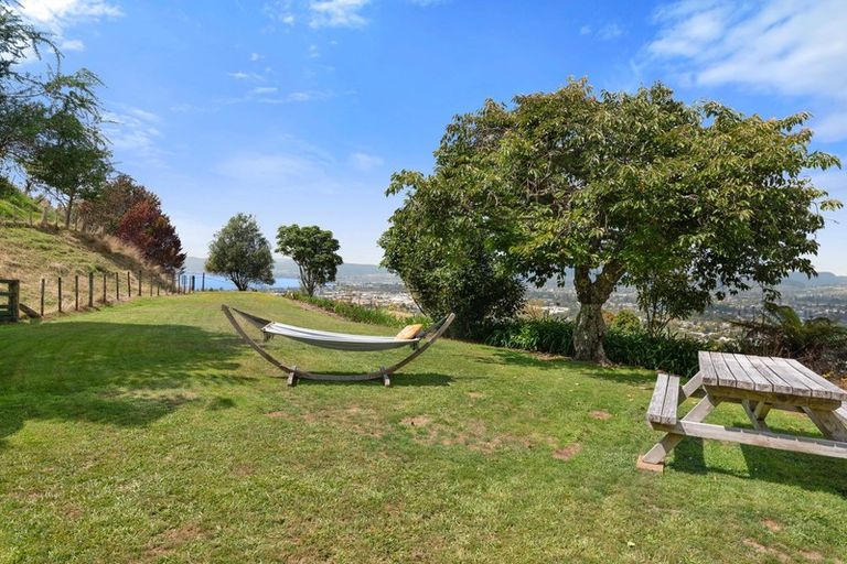 Photo of property in 72 Mountain Road, Western Heights, Rotorua, 3015