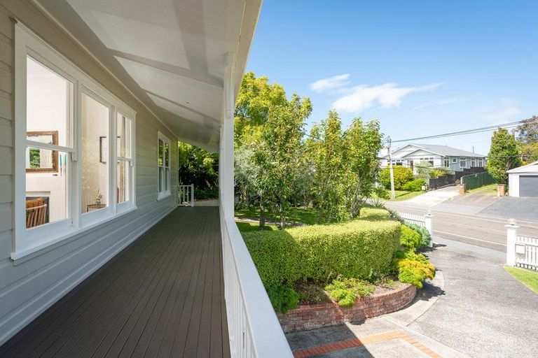 Photo of property in 34 Simla Crescent, Khandallah, Wellington, 6035