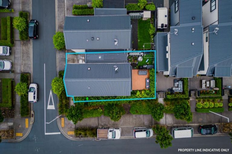 Photo of property in 22 Peihana Road, Hobsonville, Auckland, 0616