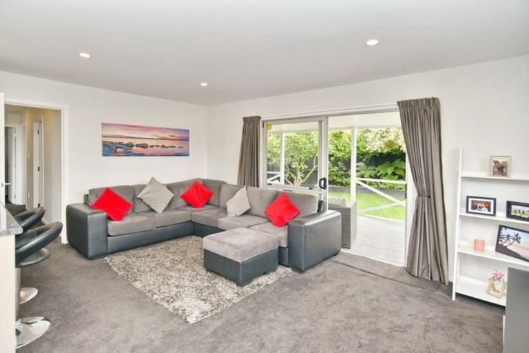 Photo of property in 1/65 Kuaka Crescent, Bromley, Christchurch, 8062