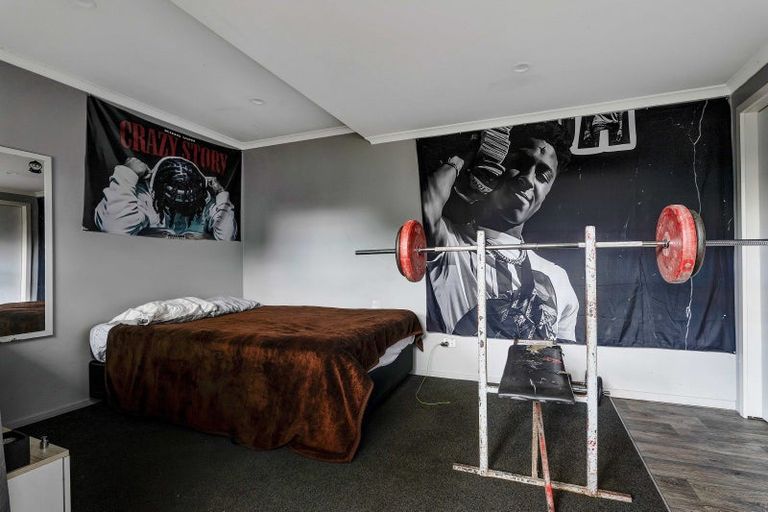 Photo of property in 19 Clifford Road, Eltham, 4322