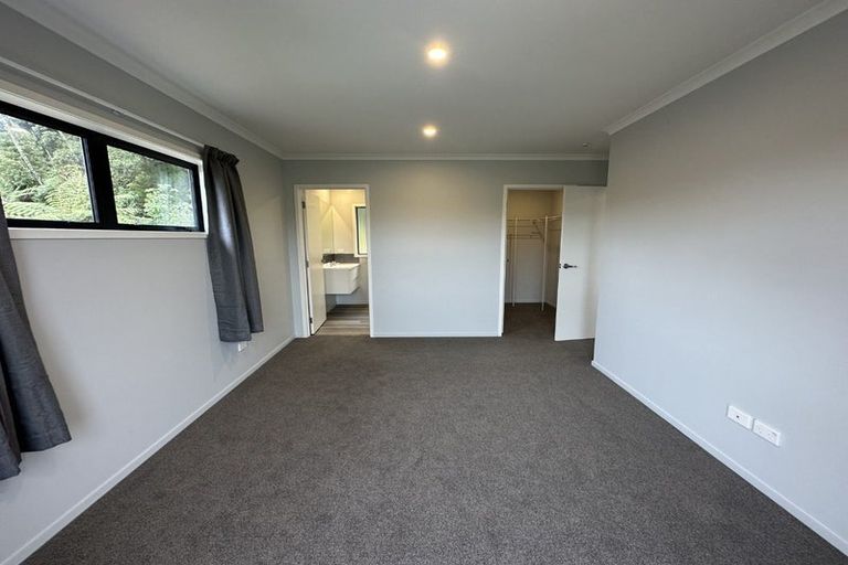 Photo of property in 18 Tieke Place, Horahora, Whangarei, 0110