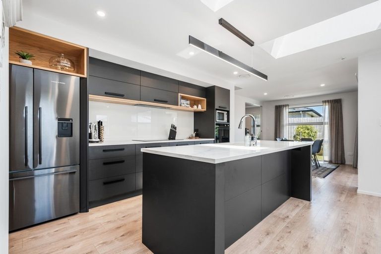 Photo of property in 45 Lake Drive, Tikipunga, Whangarei, 0112