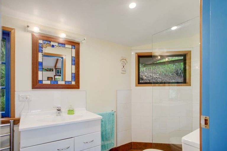 Photo of property in 24 Florance Avenue, Russell, 0202