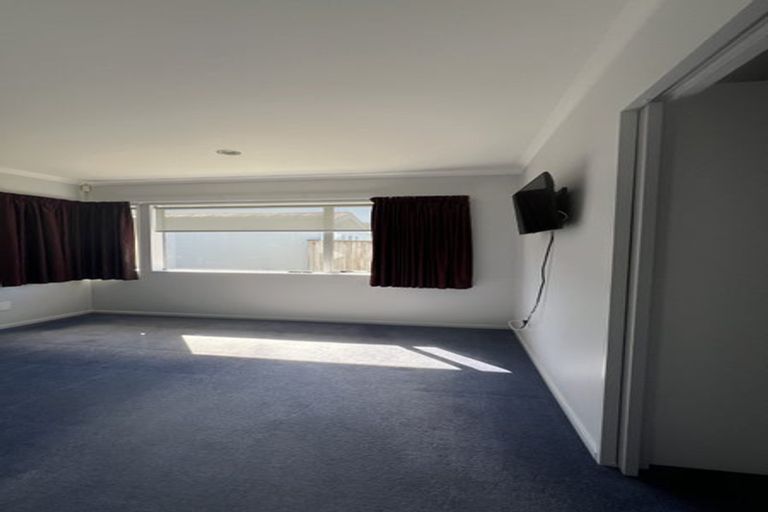 Photo of property in 18a Tawai Street, Trentham, Upper Hutt, 5018