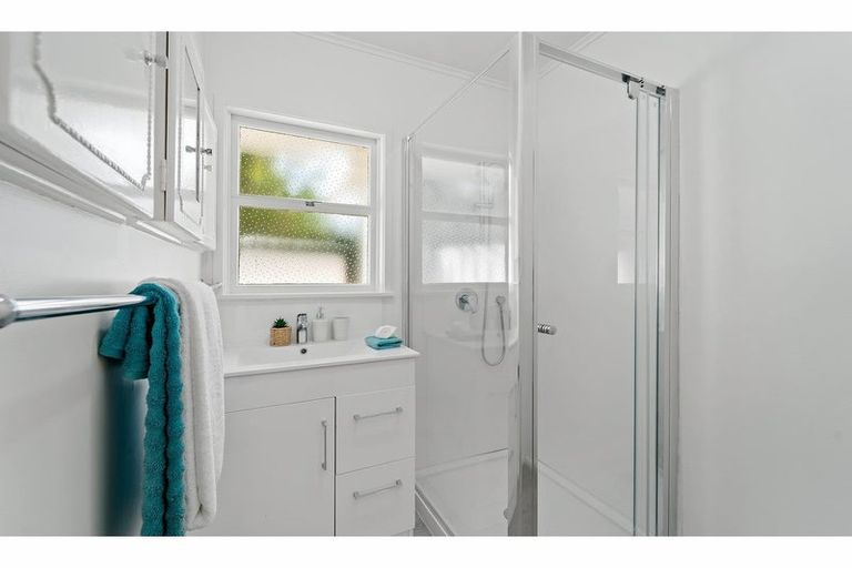 Photo of property in 2/53 Richards Avenue, Forrest Hill, Auckland, 0620