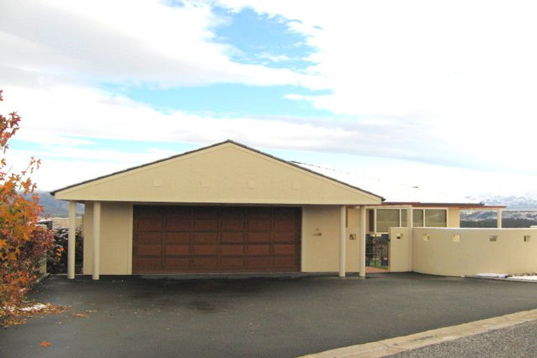 Photo of property in 15 Hawkdun Place, Bridge Hill, Alexandra, 9320