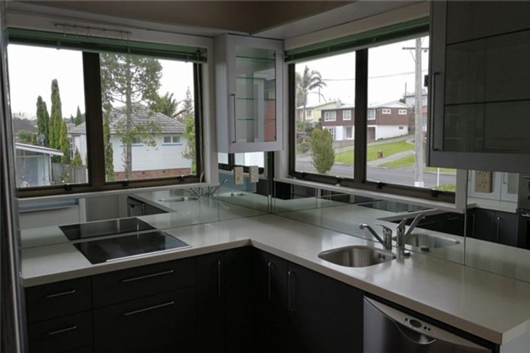 Photo of property in 4 Gregory Place, Mount Roskill, Auckland, 1041