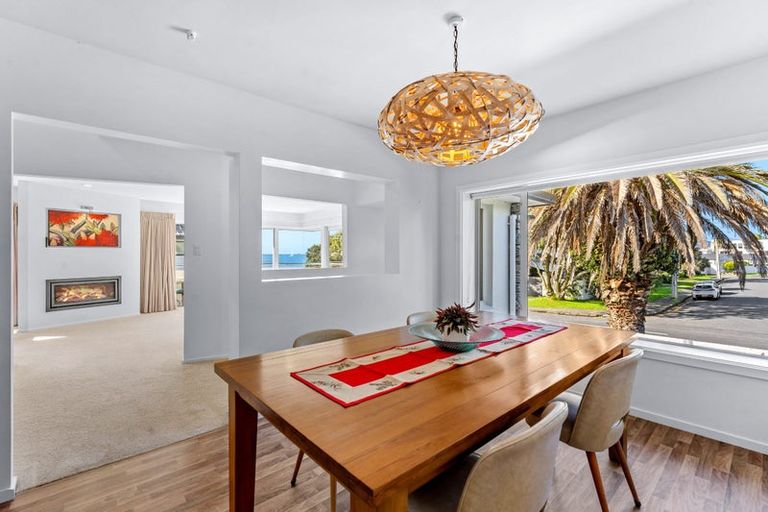 Photo of property in 1/22 Tiri Road, Milford, Auckland, 0620