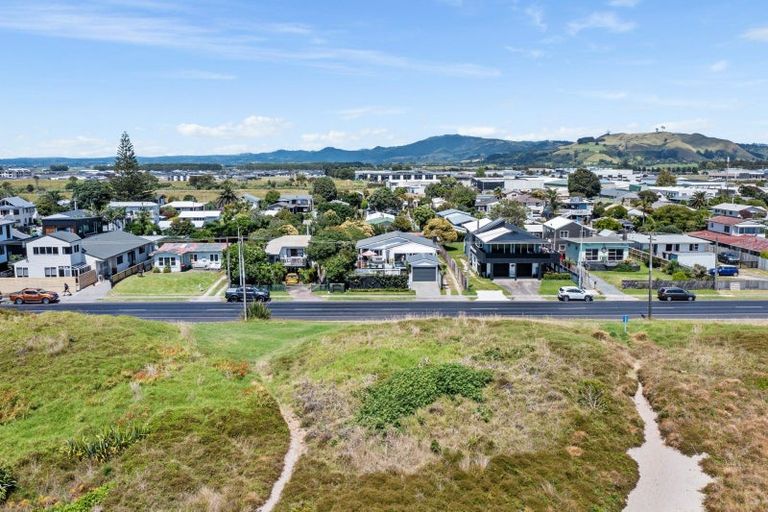 Photo of property in 932a Papamoa Beach Road, Papamoa Beach, Papamoa, 3118