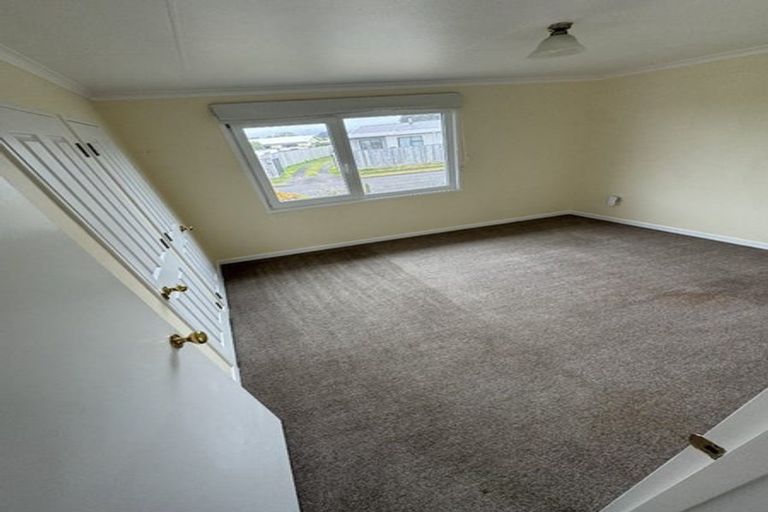 Photo of property in 5 Simcox Street, Otaki Beach, Otaki, 5512