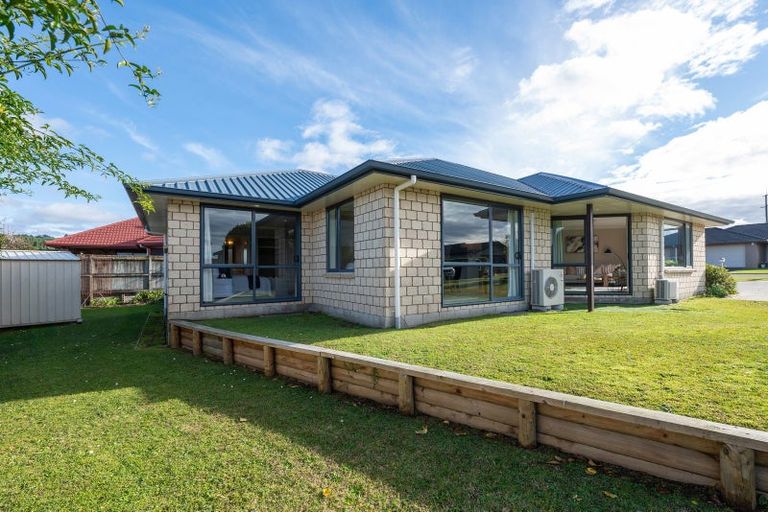 Photo of property in 18 Great West Road, Matipo Heights, Rotorua, 3015