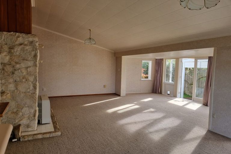 Photo of property in 166 Roslyn Road, Levin, 5510