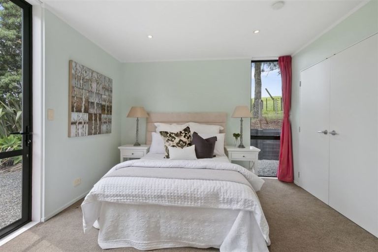 Photo of property in 243 Clevedon Kawakawa Road, Clevedon, Papakura, 2585