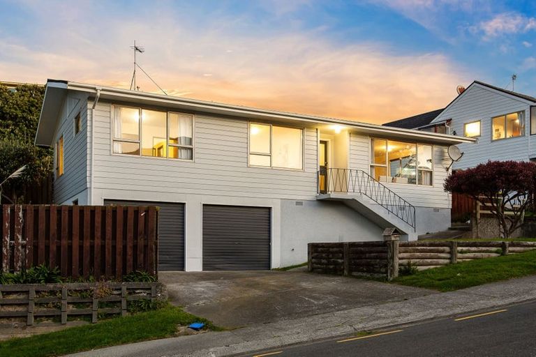 Photo of property in 96 Pope Street, Camborne, Porirua, 5026