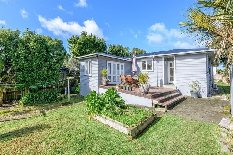 Photo of property in 7 Harrington Road, Henderson, Auckland, 0610