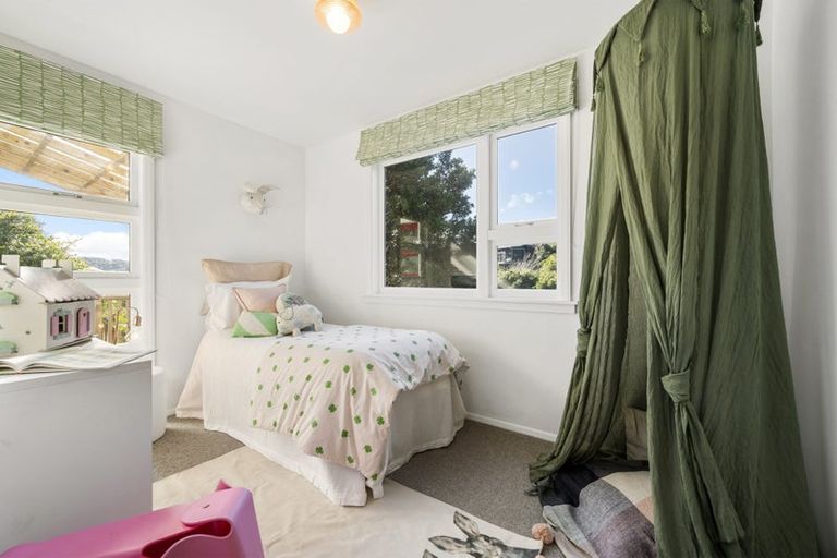 Photo of property in 12 Liffey Crescent, Island Bay, Wellington, 6023