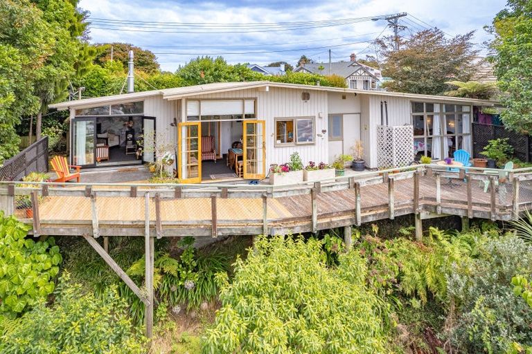 Photo of property in 4 Great North Road, Saint Johns Hill, Whanganui, 4500