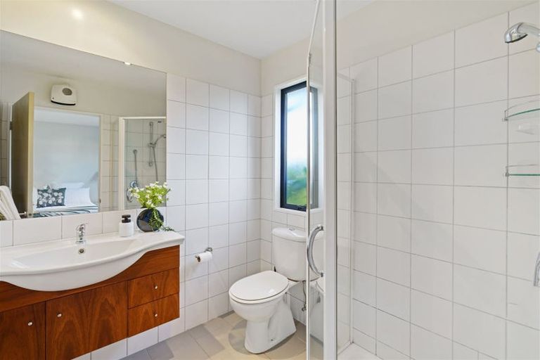 Photo of property in 2 Westburn Terrace, Burnside, Christchurch, 8041