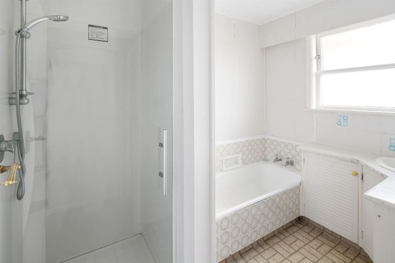 Photo of property in 65a Clifford Road, Johnsonville, Wellington, 6037