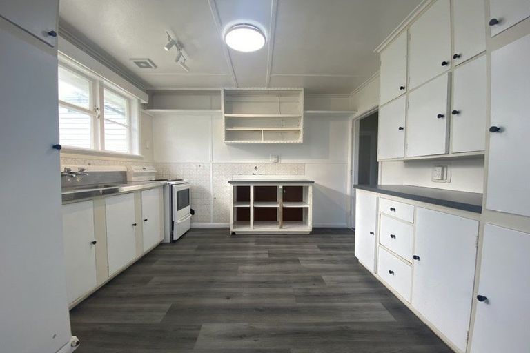 Photo of property in 63 Mungavin Avenue, Ranui, Porirua, 5024