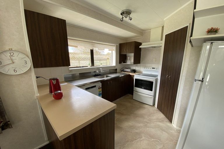 Photo of property in 24 Graham Street, Eltham, 4322