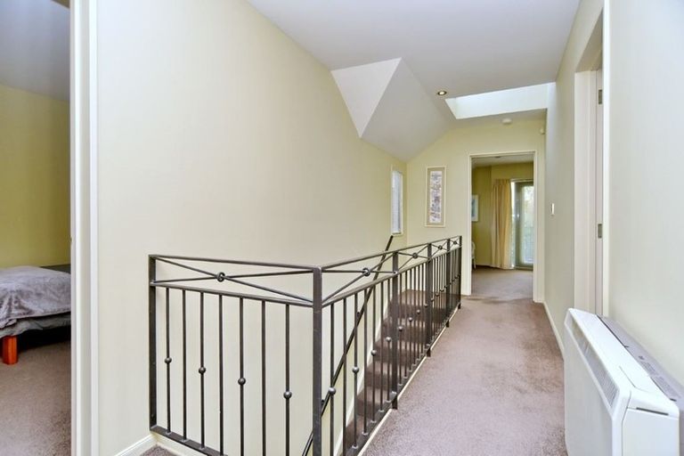 Photo of property in 3/104 Papanui Road, Merivale, Christchurch, 8014