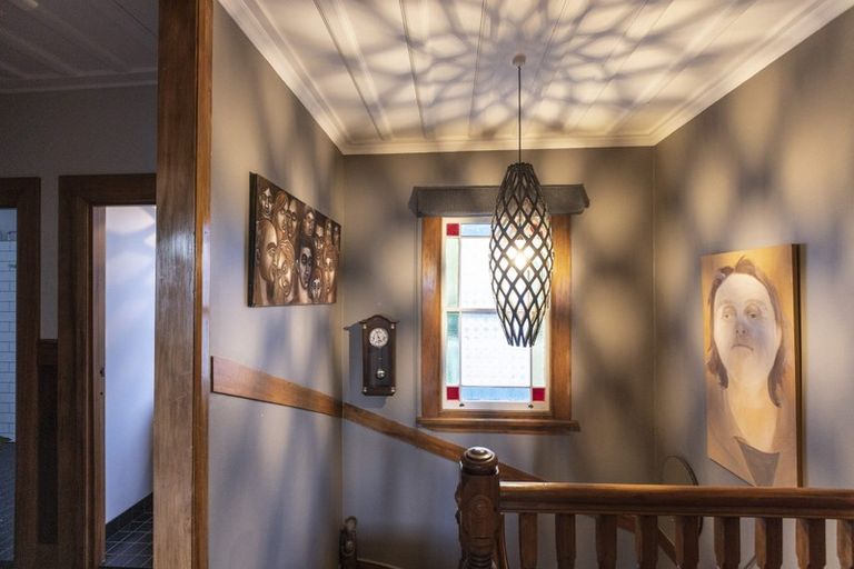 Photo of property in 16 Brewster Street, Bluff Hill, Napier, 4110