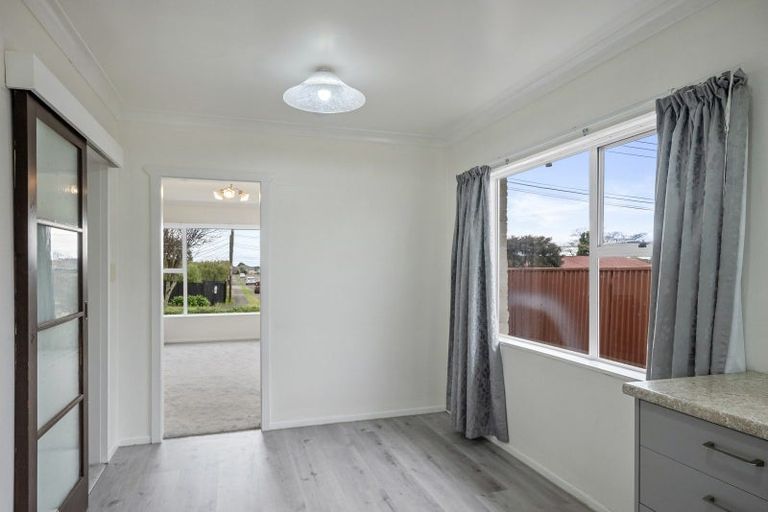 Photo of property in 16 Parker Avenue, Levin, 5510