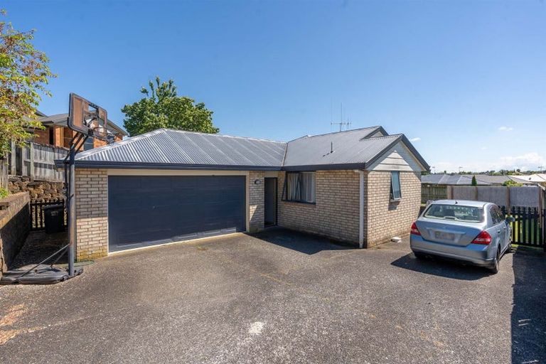Photo of property in 23 Pointon Glade, Grandview Heights, Hamilton, 3200
