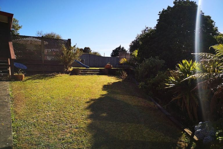 Photo of property in 19 Jay Court, Botany Downs, Auckland, 2010