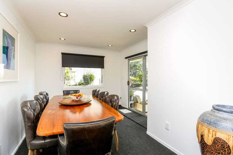 Photo of property in 76 Belt Road, New Plymouth, 4310