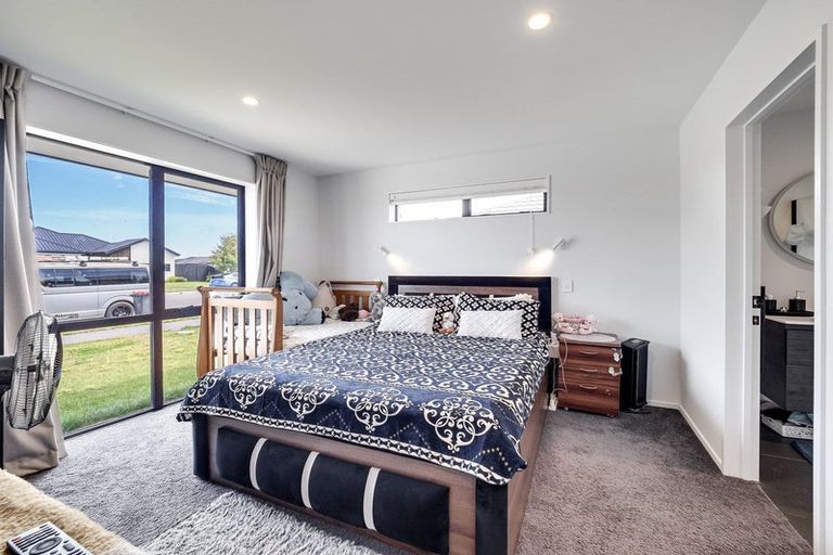 Photo of property in 43 Rannoch Drive, Yaldhurst, Christchurch, 8042