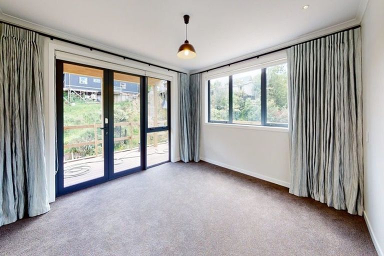 Photo of property in 13 Jacobsen Lane, Ngaio, Wellington, 6035