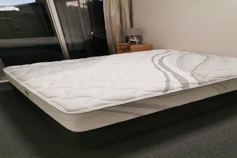 Photo of property in 3 Brook Street, Milford, Auckland, 0620