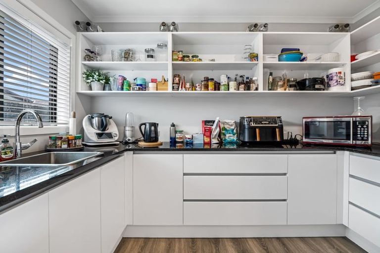 Photo of property in 13/15 Onukutara Place, Huntington, Hamilton, 3281