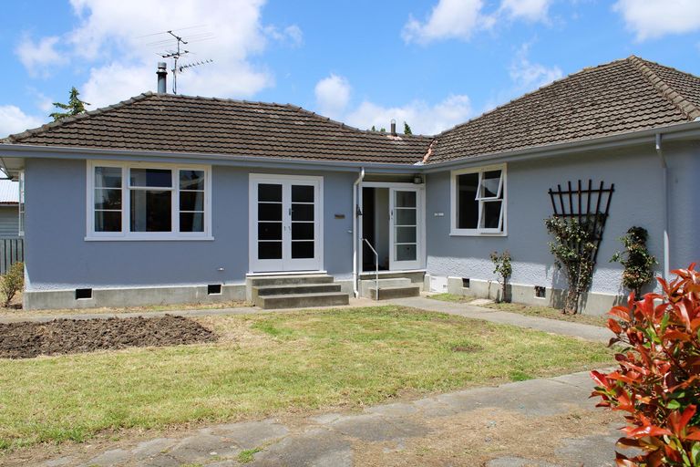 Photo of property in 44 Oxford Street, Lansdowne, Masterton, 5810