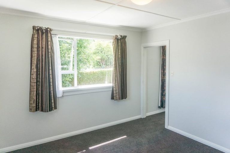 Photo of property in 3 Kaira Street, Sawyers Bay, Port Chalmers, 9023